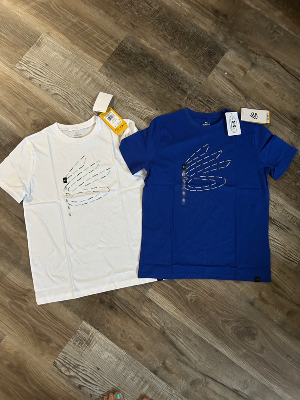 NWT Under Armour Kids Short Sleeve Graphic Tee - Blue & White LARGE